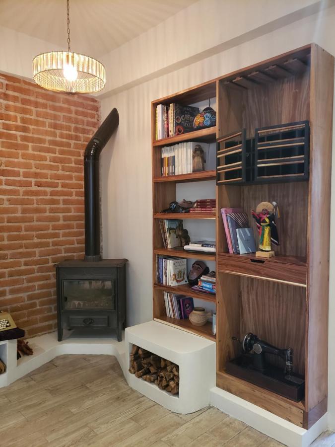 Отель Casa Carmen Сан-Кристобаль-де-Ла-Касас Экстерьер фото