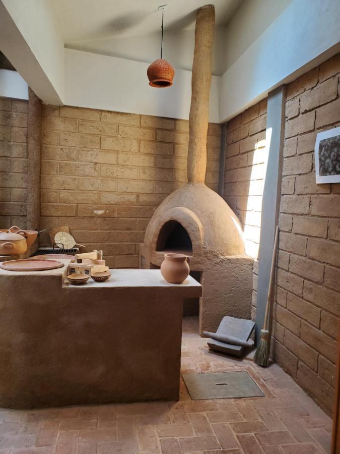 Отель Casa Carmen Сан-Кристобаль-де-Ла-Касас Экстерьер фото
